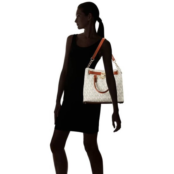 Michael Kors Hamilton North South Tote Vanilla + Matching Wallet - Picture 3 of 17